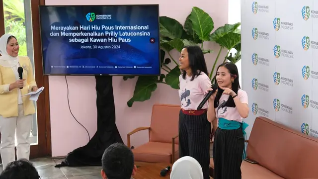 Aktris Prilly Latuconsina telah ditunjuk jadi kawan hiu paus, ternyata punya karakter yang mirip. (Dok: Konservasi Indonesia)