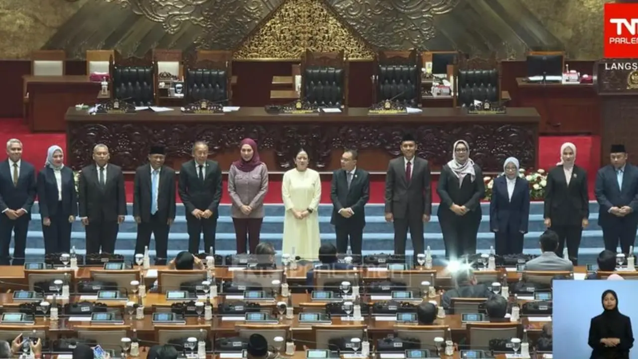 Rapat paripurna DPR RI menyetujui sembilan calon anggota Komisi Penyiaran Indonesia (KPI) Pusat, periode 2026–2029