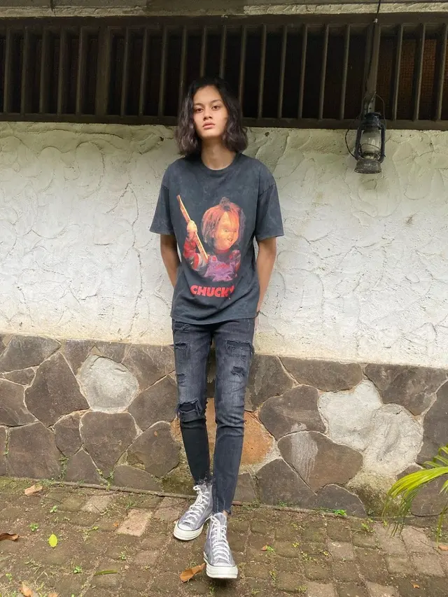 Tampil di Paris Fashion Week, Ini 6 Potret OOTD Rizal Rama yang Modis