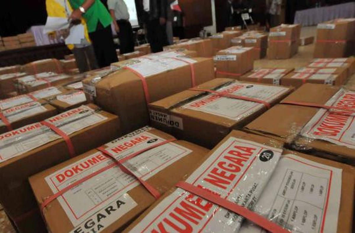 Polisi kawal distribusi soal Ujian Nasional