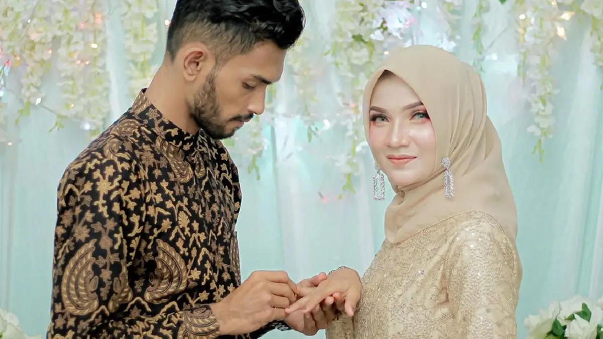 6 Potret Sriwahyuni Calon Istri Martunis Anak Angkat Cristiano