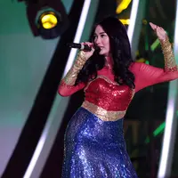 Acara puncak ulang tahun Indosiar ke-23 Tahun akan disiarkan secara langsung dari JCC, Jakarta pada 11 Januari 2018 mulai pukul 19.00 WIB. Selain ketiga penyanyi tersebut, masih banyak yang akan diberikan sebagai kejutan. (Bambang E Ros/Bintang.com)