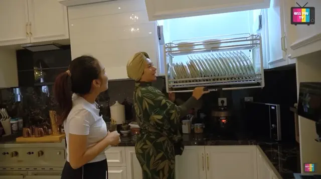 Potret Dapur Rumah Eko Patrio/Youtube/Qiss You TV