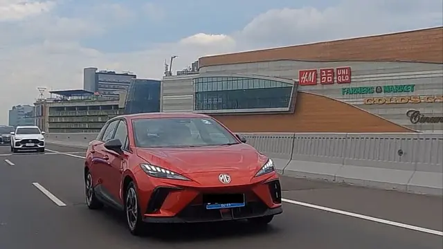 Test Drive Mobil Listrik MG4 EV