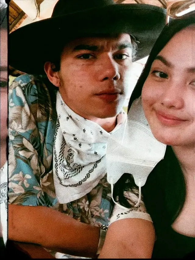 7 Potret Aisyah Aqilah dengan Jeff Smith yang Dikabarkan Dekat