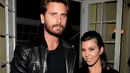 Sudah miliki 3 anak, Scott Disick dan Kourtney Kardashian putus nyambung dari 2006 hingga 2015. (Getty Images/Elle)