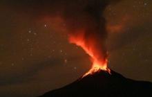 Gunung Lewotobi Laki-Laki Alami Gempa Tremor Terus Menerus