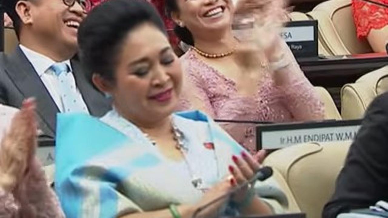 Titiek Soeharti di Sidang Tahunan MPR