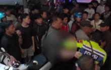 Viral Bule Perempuan Ngamuk di Semarang Padahal Habis Tabrak Mahasiswa hingga Tewas, Pukul Sopir Ojol dan Menjerit di Jalanan