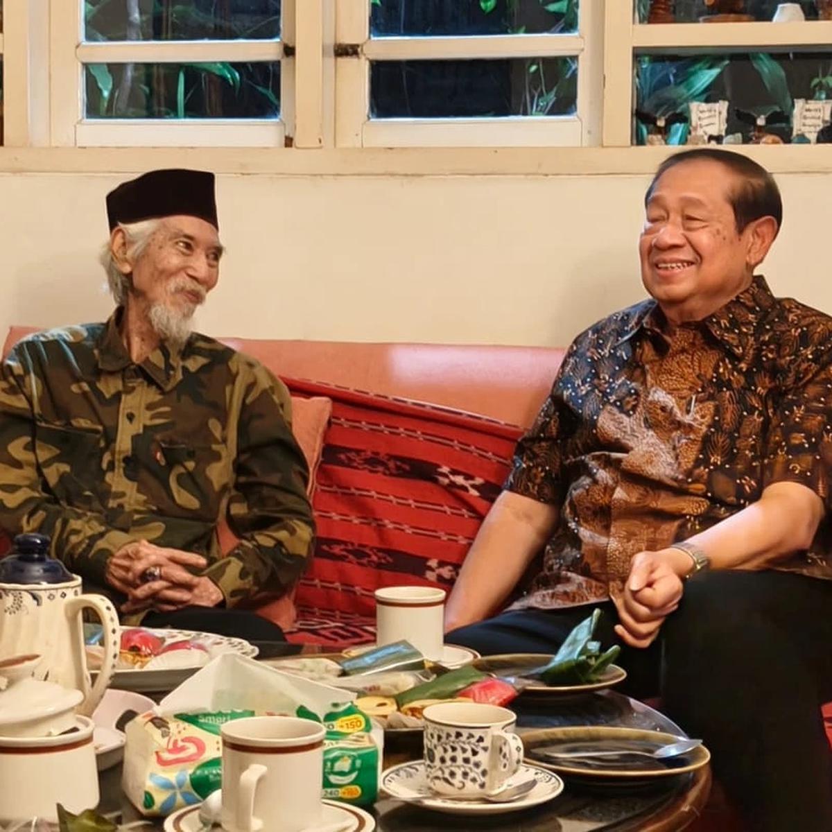 Hangatnya Silaturahmi SBY–Yok Koeswoyo, Terungkap Rencana Tribute Koes Plus