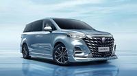 Roewe iMax8 EV penantang Toyota Alphard dengan beragam keunggulan