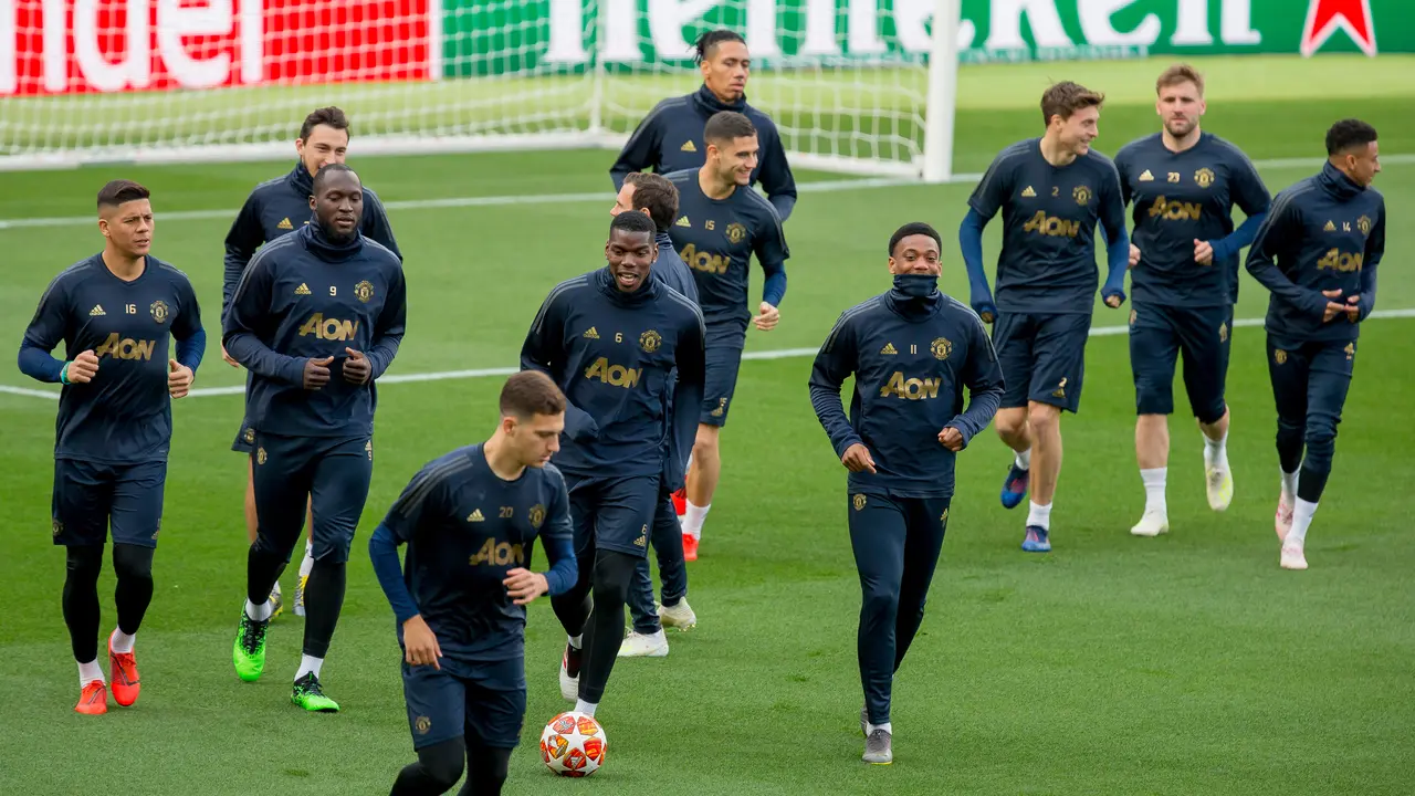 Mengintip Latihan Pogba Cs Jelang Hadapi Barcelona