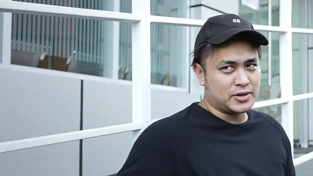 [Fimela] Gilang Dirga