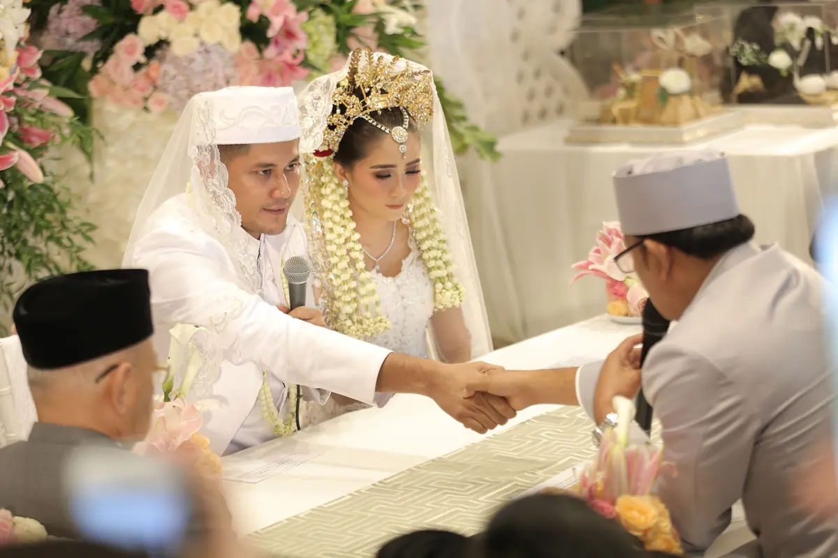 [Bintang] Ryana Dea dan Puadin Redi