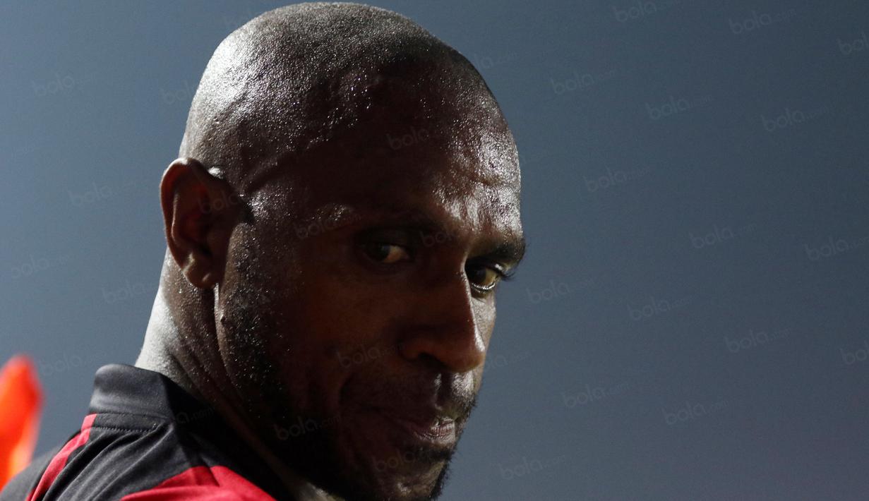 Boaz Solossa saat melawan PS TNI pada laga Torabika SC 2016 di Stadion Pakansari, Bogor, Minggu (19/6/2016). Persipura Menang 3-1. (Bola.com/Nicklas Hanoatubun)