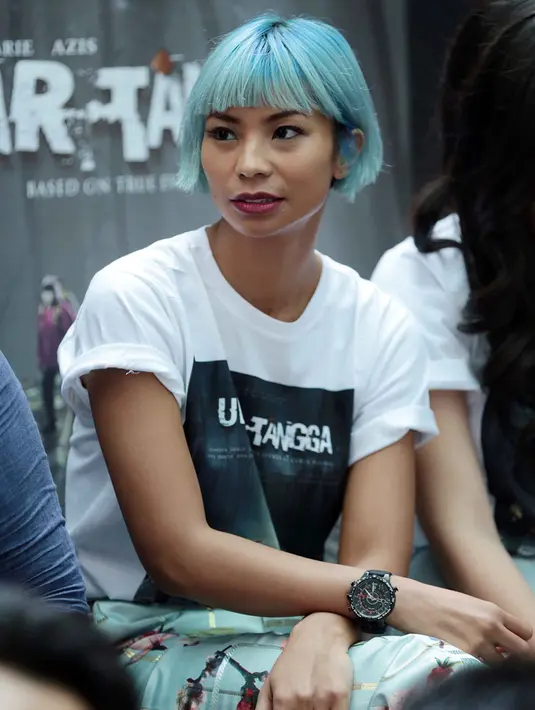 Ibu dari Raden Matahari Terbit Wirasendjaja itu merasa nyaman dengan film terbarunya, Ular Tangga. Ia bahkan merasa cocok dengan genre horor lantaran tidak perlu adegan mesra. (Deki Prayoga/Bintang.com)