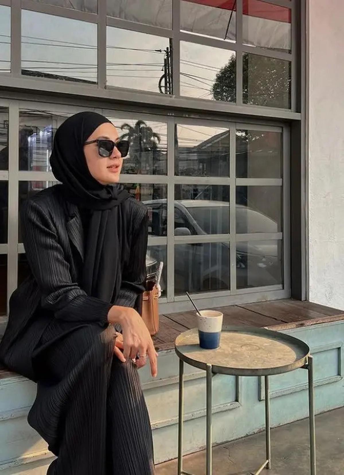 5 Potret Paula Verhoeven Ngopi Ngopi Cantik yang Banjir Komentar Positif Warganet, Disanjung Tetap Tenang dan Berkelas