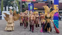 Kreasi kostum daerah meriahkan Pawai Budaya Kreativesia 2025. (Dok Kemenpora)