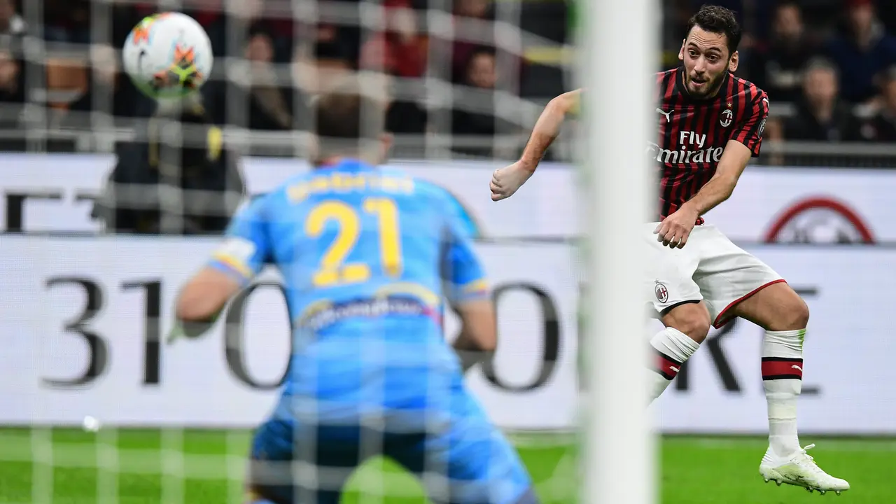 Hakan Calhanoglu