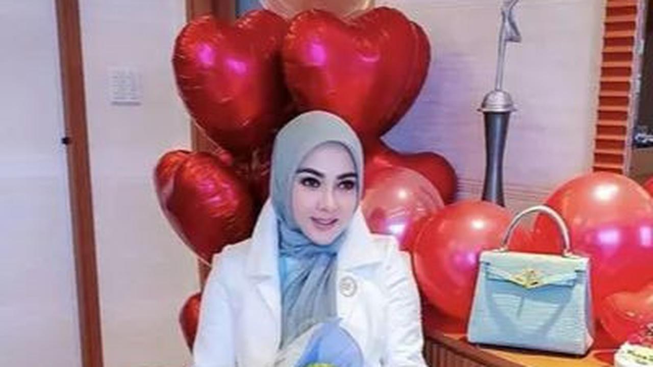 Deretan Artis yang Namanya Pernah Terseret Kasus Dugaan Korupsi Pejabat, Dari Faye Nicole hingga Celine Evangelista