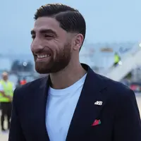 Timnas Iran Kenakan Pin 168 saat Tiba di Meksiko untuk Piala Dunia 2026, Kenang Korban Serangan AS di Minab