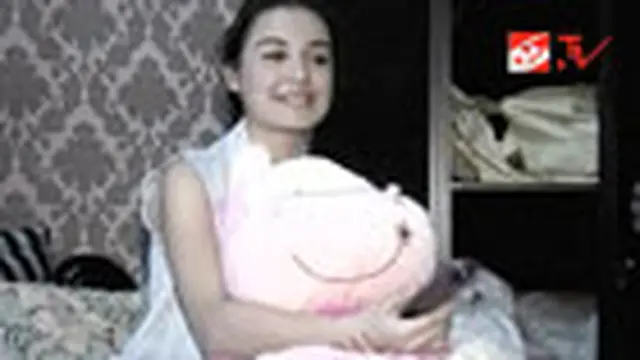 Shireen Sungkar Simpan Boneka Adly di Kamar
