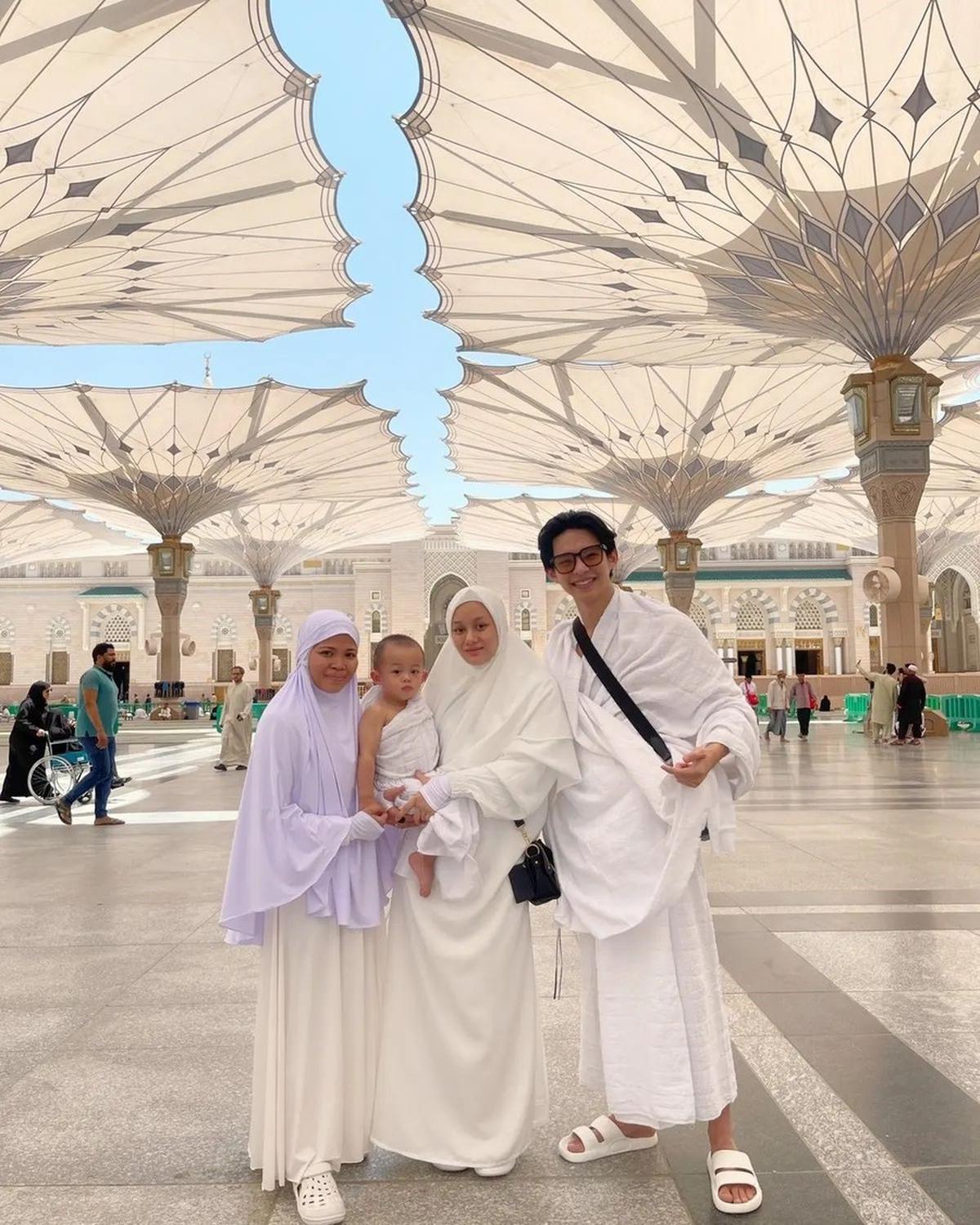 Diajak Umroh