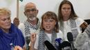 Dalam pernyataannya, Greta Thunberg menyebut armada Global Sumud Flotilla (GSF) sebagai upaya terbesar untuk mematahkan pengepungan ilegal dan tidak manusiawi Israel terhadap Gaza. (AP Photo/Petros Giannakouris)