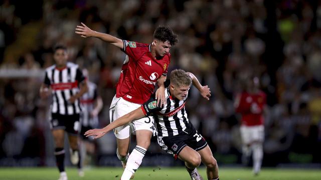 Grimsby Town vs Manchester United