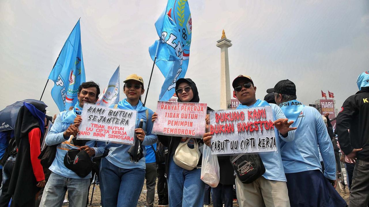 Peringatan Hari Buruh di Monas
