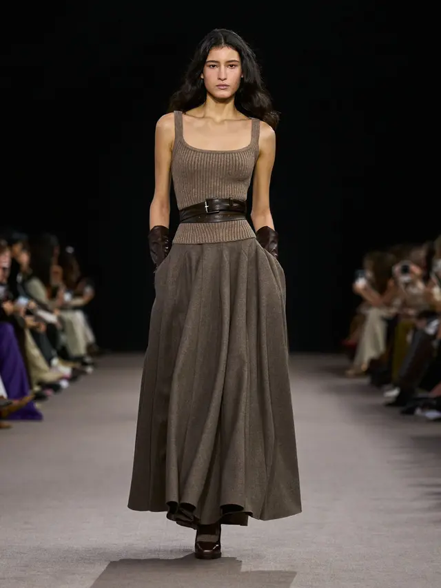 8 Potret Koleksi Max Mara Fall-Winter 2025, Elegansi dan Keteguhan dalam Balutan Romantisme Klasik