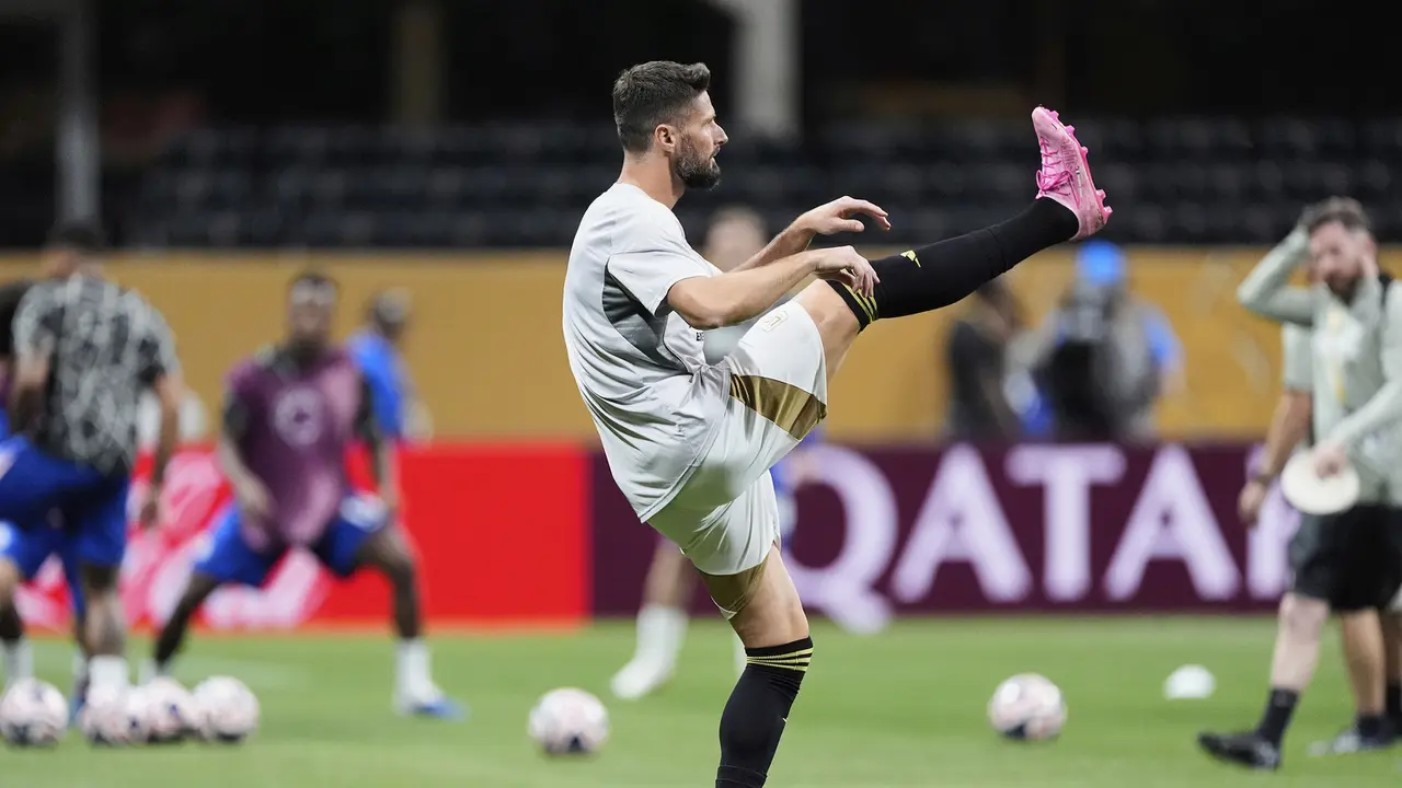 Foto: Momen Reuni Olivier Giroud dengan Chelsea di Piala Dunia Antarklub 2025