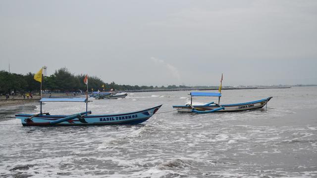 Heboh Tsunami Terjang Cilacap Kebumen Desember 2018 Ini Faktanya Regional Liputan6 Com