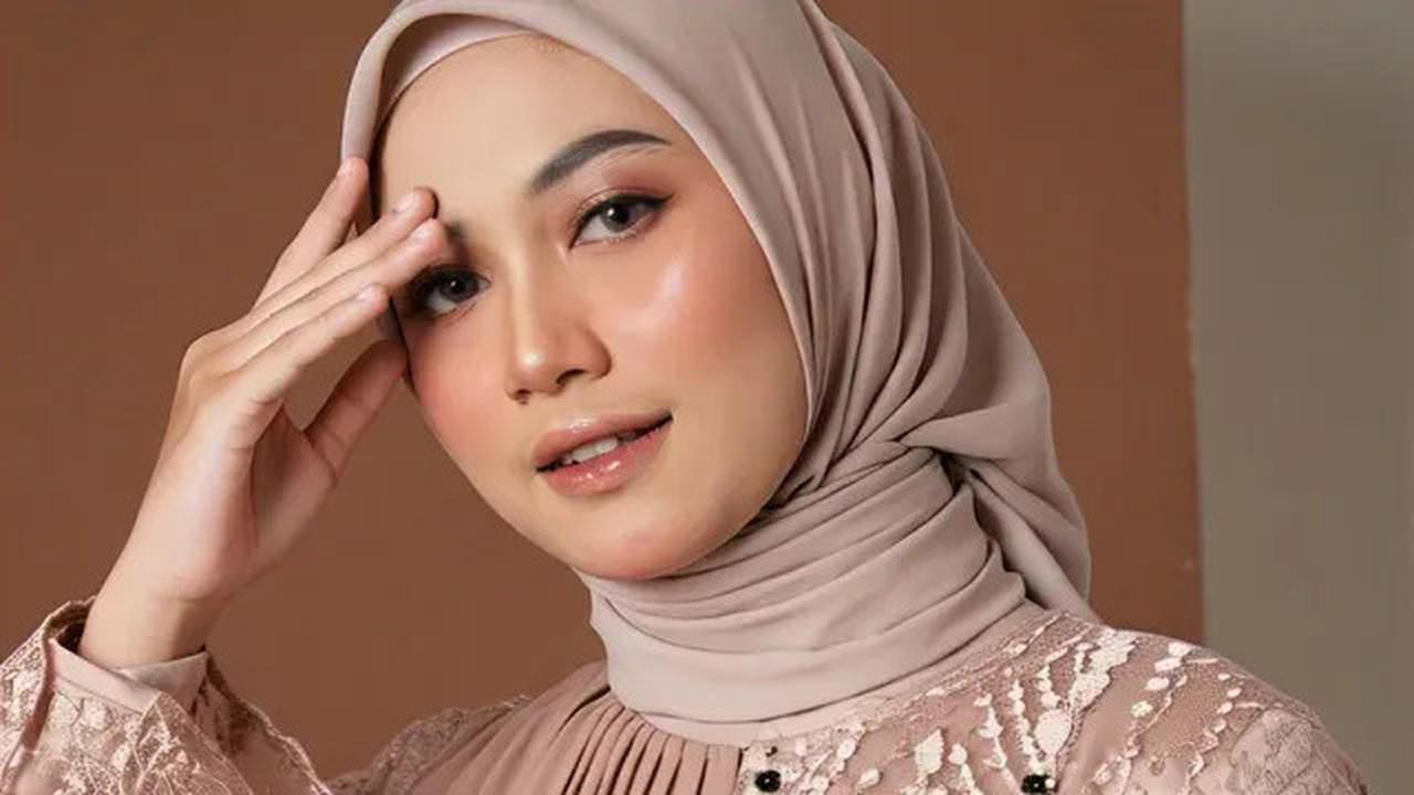 7 Model Baju Tunik Terbaru 2025 untuk Wanita Berhijab, Tampil Modis dan Anggun