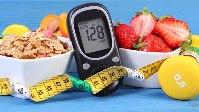 15 Makanan Dan Minuman Untuk Penderita Diabetes Hello Sehat