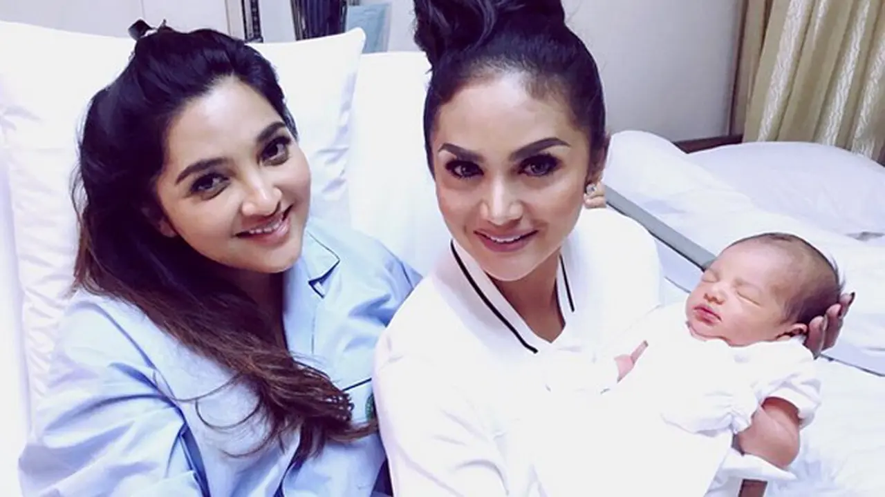 [Bintang] Ashanty dan Krisdayanti