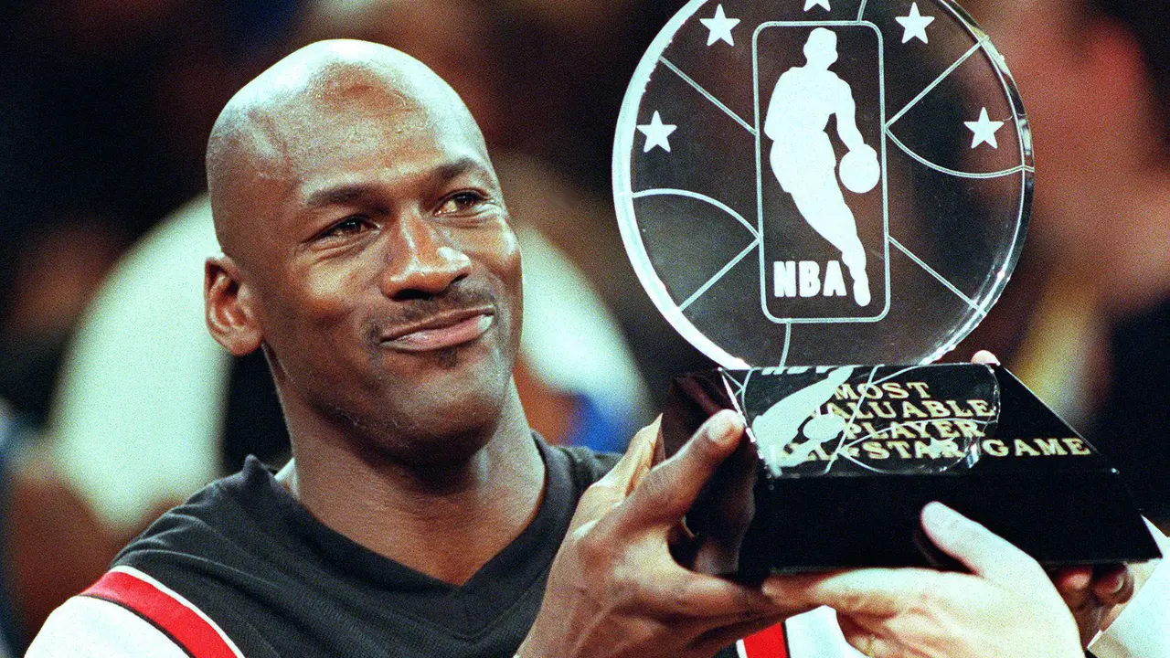 Foto NBA: 5 Pemain dengan Koleksi Titel Individu Terbanyak Sepanjang Sejarah NBA