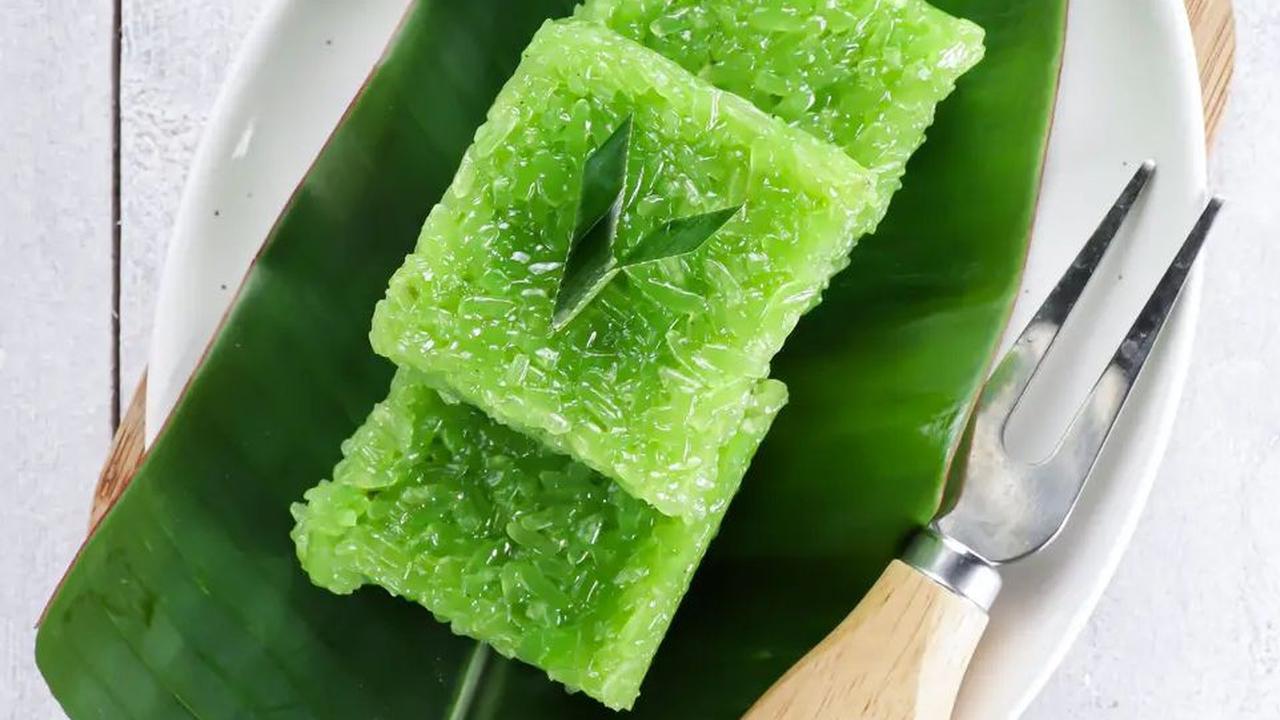 <b>3. Kue Wajik Ketan Pandan</b>