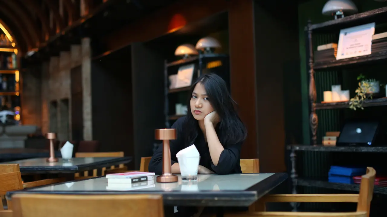 wanita mei sikap yang tepat