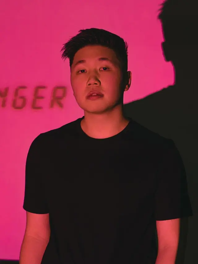 Penyanyi Mara