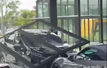 VIDEO: Momen Xpander Tabrak Porsche Rp8,9 M Hingga Remuk, Pemilik Showroom Buka Suara