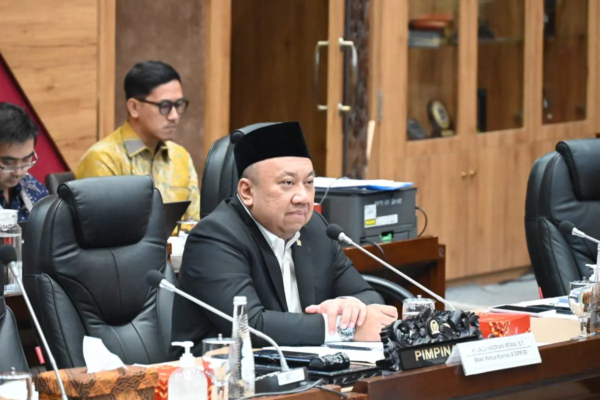 Wakil Ketua Komisi X DPR Lalu Hadrian Irfani