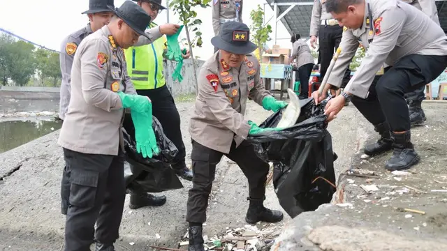 Kapolda Jateng Irjen Pol Ahmad Luthfi turun lapangan langsung. (Foto: Liputan6.com/Ist)