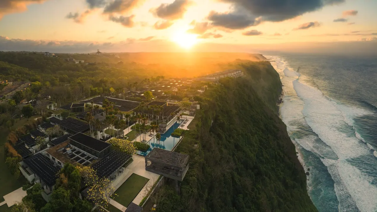 Alila Villa Uluwatu tidak hanya menjadi industri perhotelan yang menyajikan penginapan mewah, tetapi juga menjadi salah satu pelopor yang menciptakan ekonomi sirkular untuk mengakhiri siklus limbah.