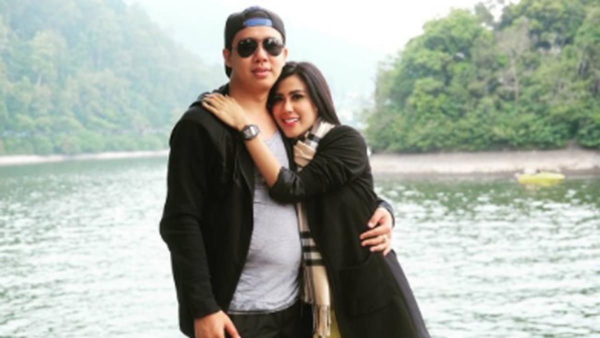 Suami Punya Penyakit Jantung, Rey Utami Siap Ditinggal Kapan Saja