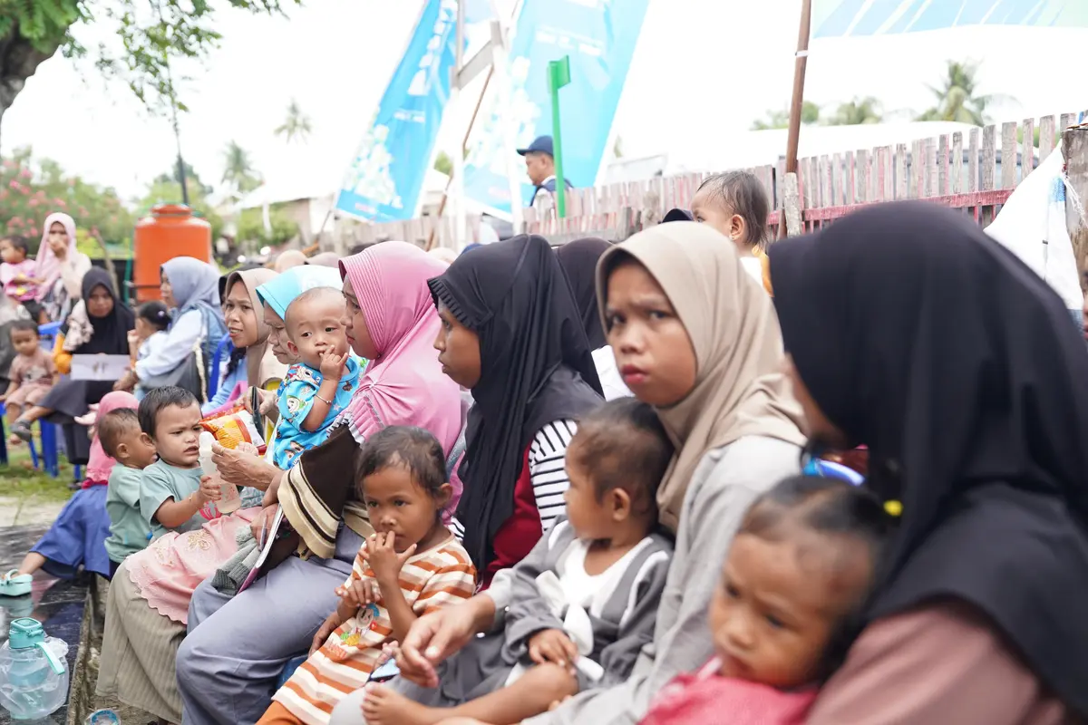 Warga Desa Towale belajar gizi seimbang cegah stunting.