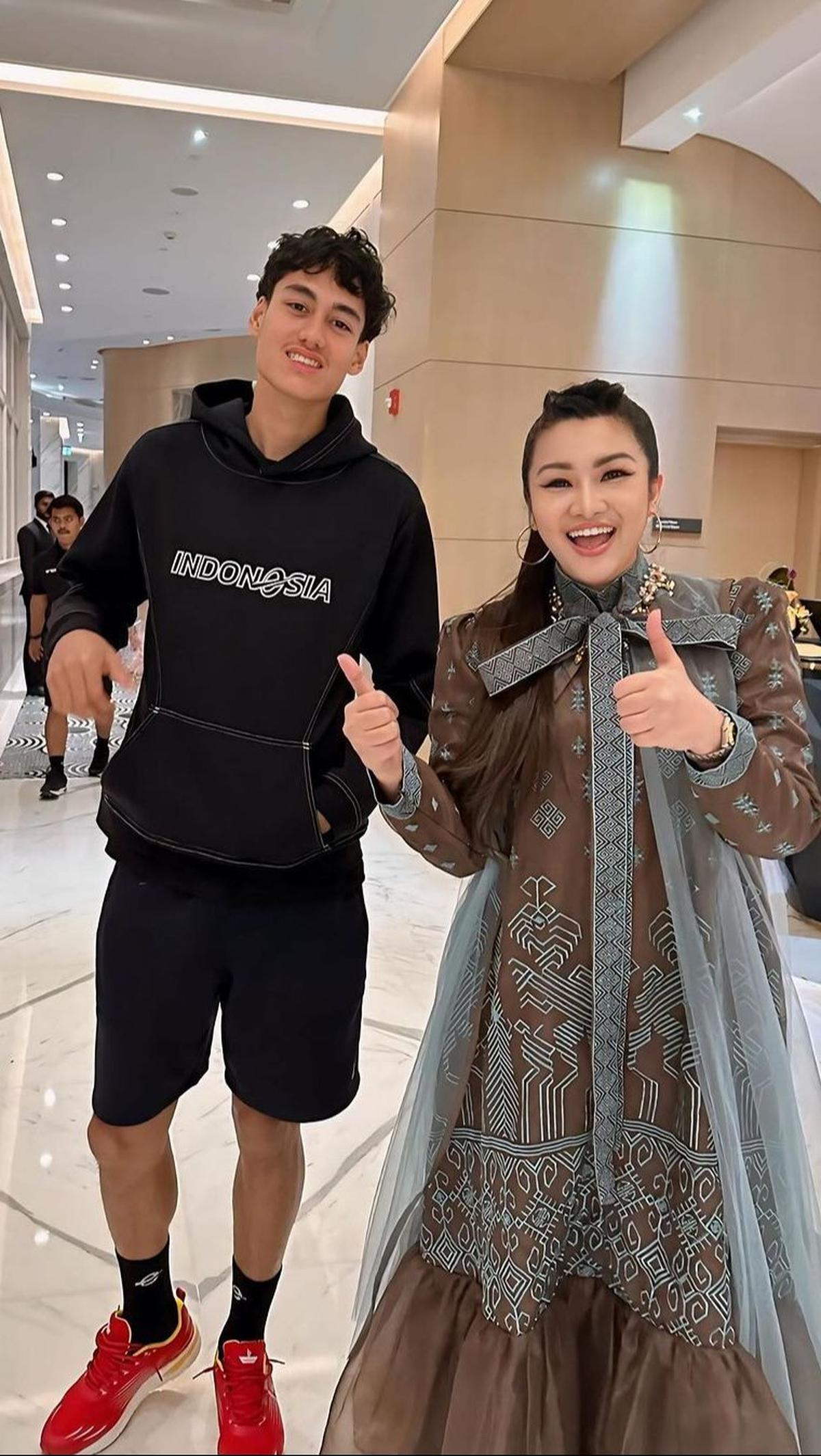Rafael Struick pemain yang dimintai foto oleh Fitri Carlina.