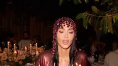 Kim Kardashian Pakai Gaun Vintage Rabanne dari 1995 Rayakan Ulang Tahun ke 34