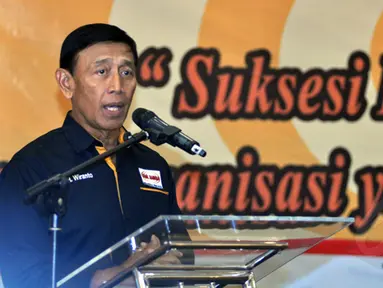 Ketua Umum Partai Hanura Wiranto saat menghadiri Munas Gema Hanura di Hotel Acacia, Jakarta, Jumat (16/1/2015). (Liputan6.com/Miftahul Hayat)