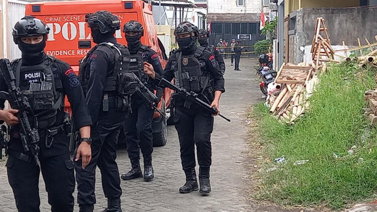 Densus 88 Antiteror Tangkap Terduga Teroris di Tanjung Balai